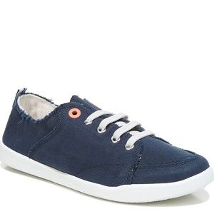 Vionic Beach Pismo Slip On Sneaker Navy